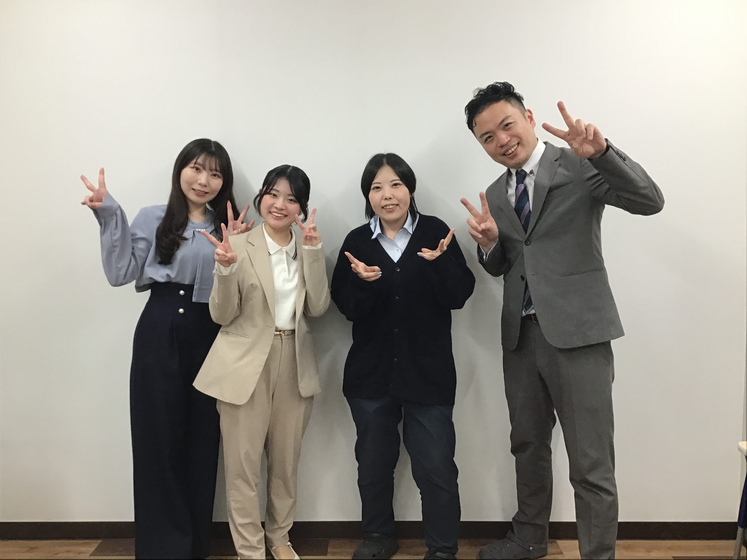 朝霞台校スタッフ