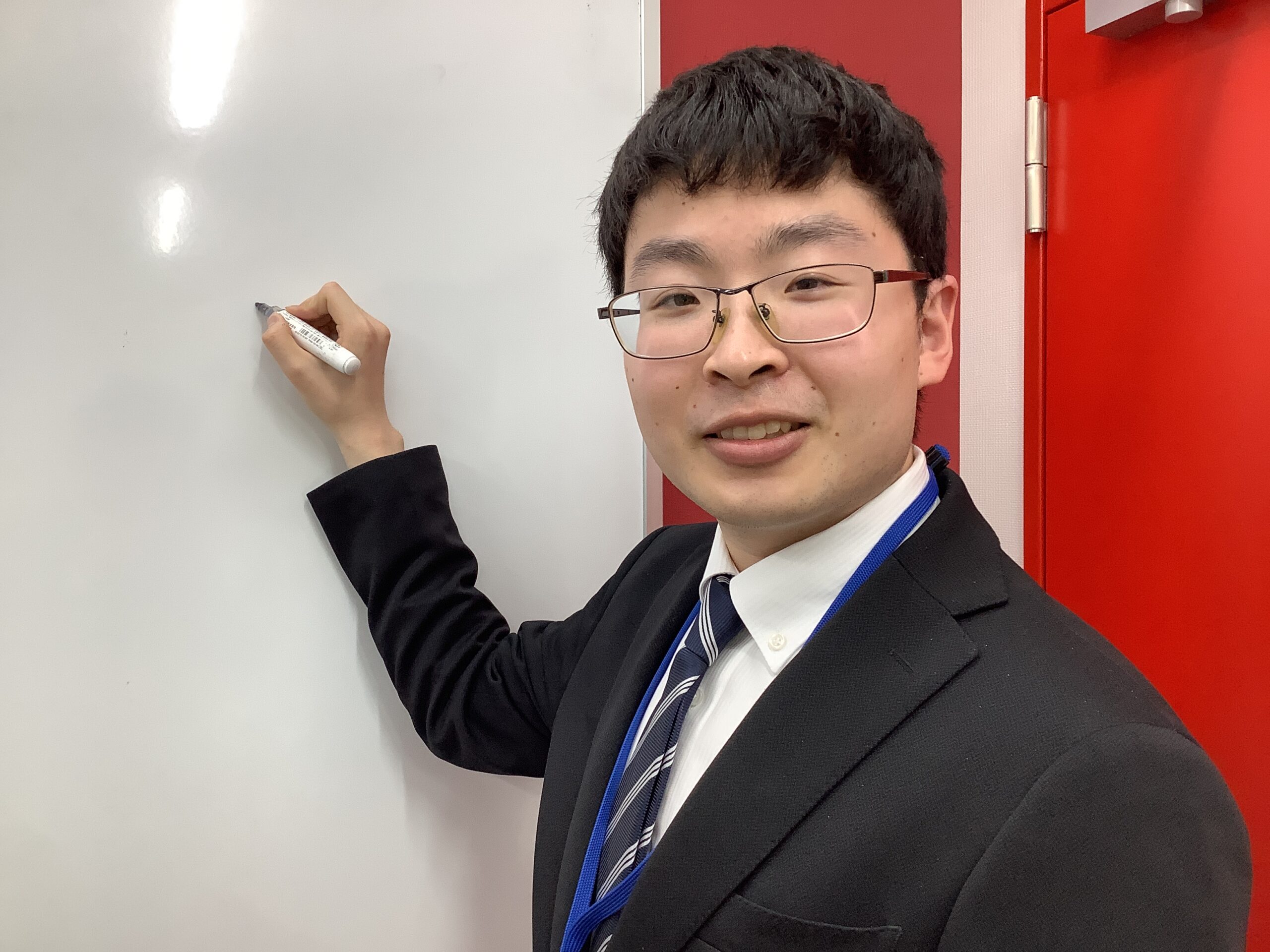サイエイスクール北与野校国語・社会担当 高﨑 晃(たかさき あきら)先生